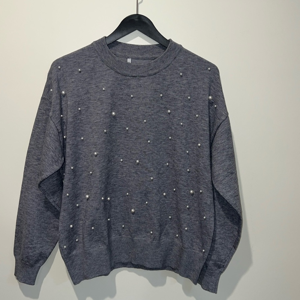 Women’s Pearl embellished sweatshirt size small